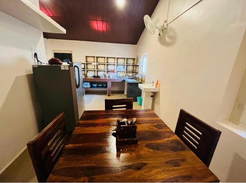 Gokarna Junction - A Vintage Homestay Buitenkant foto