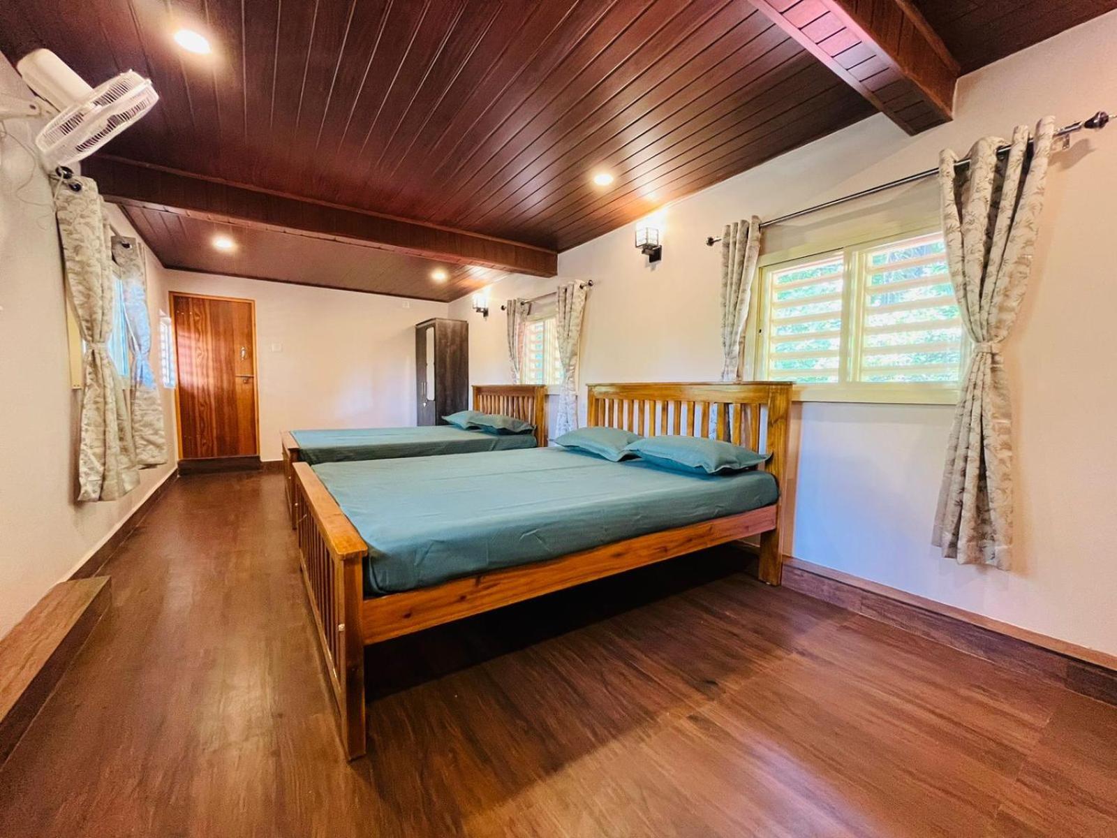 Gokarna Junction - A Vintage Homestay Buitenkant foto