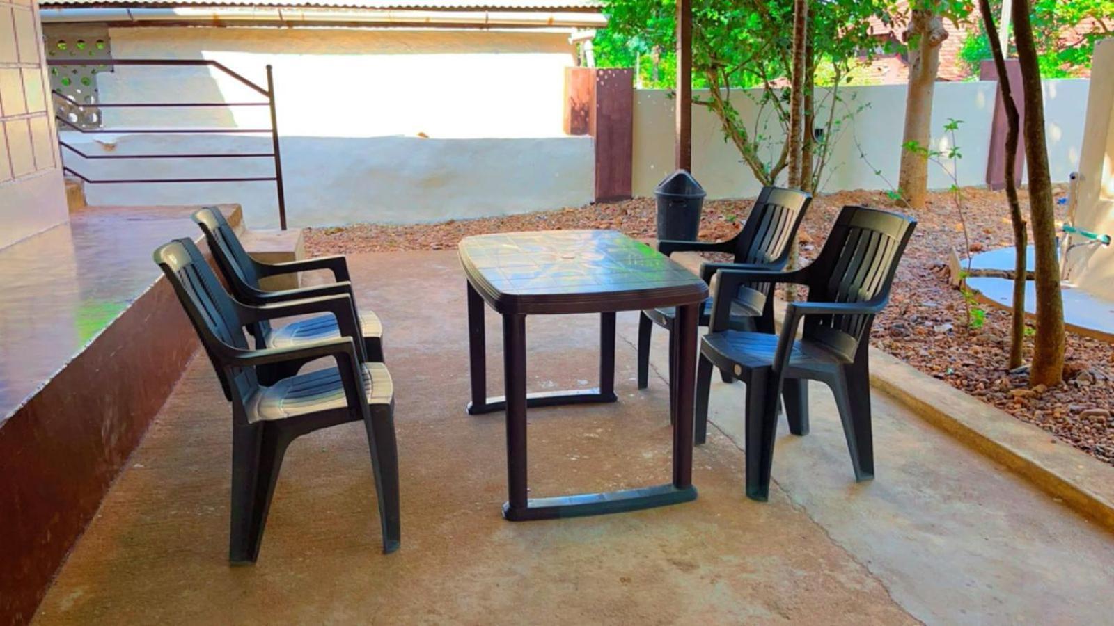 Gokarna Junction - A Vintage Homestay Buitenkant foto